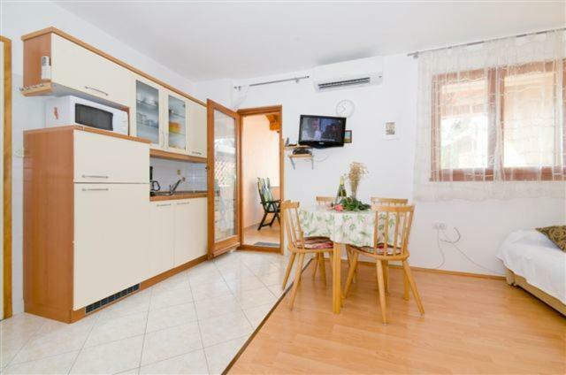 Villa Marianne Vinkuran Luaran gambar